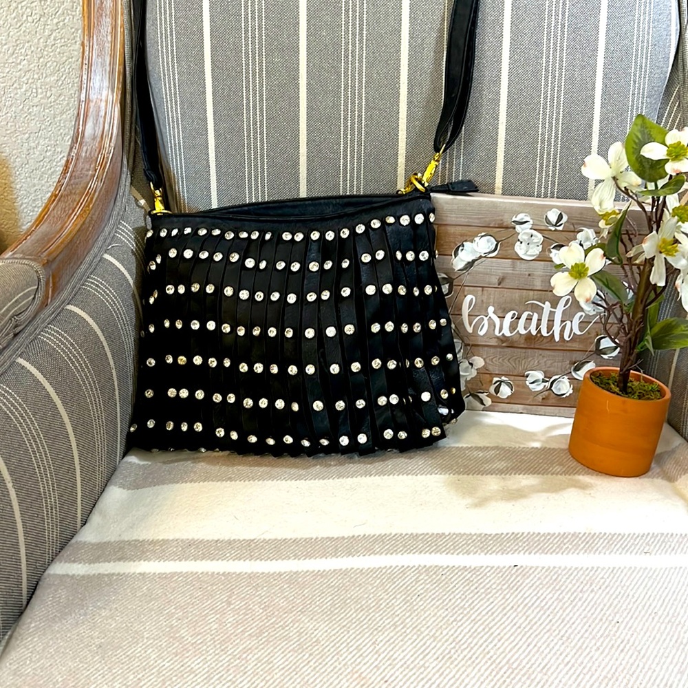 Buckle, black with rhinestones and gold accents!